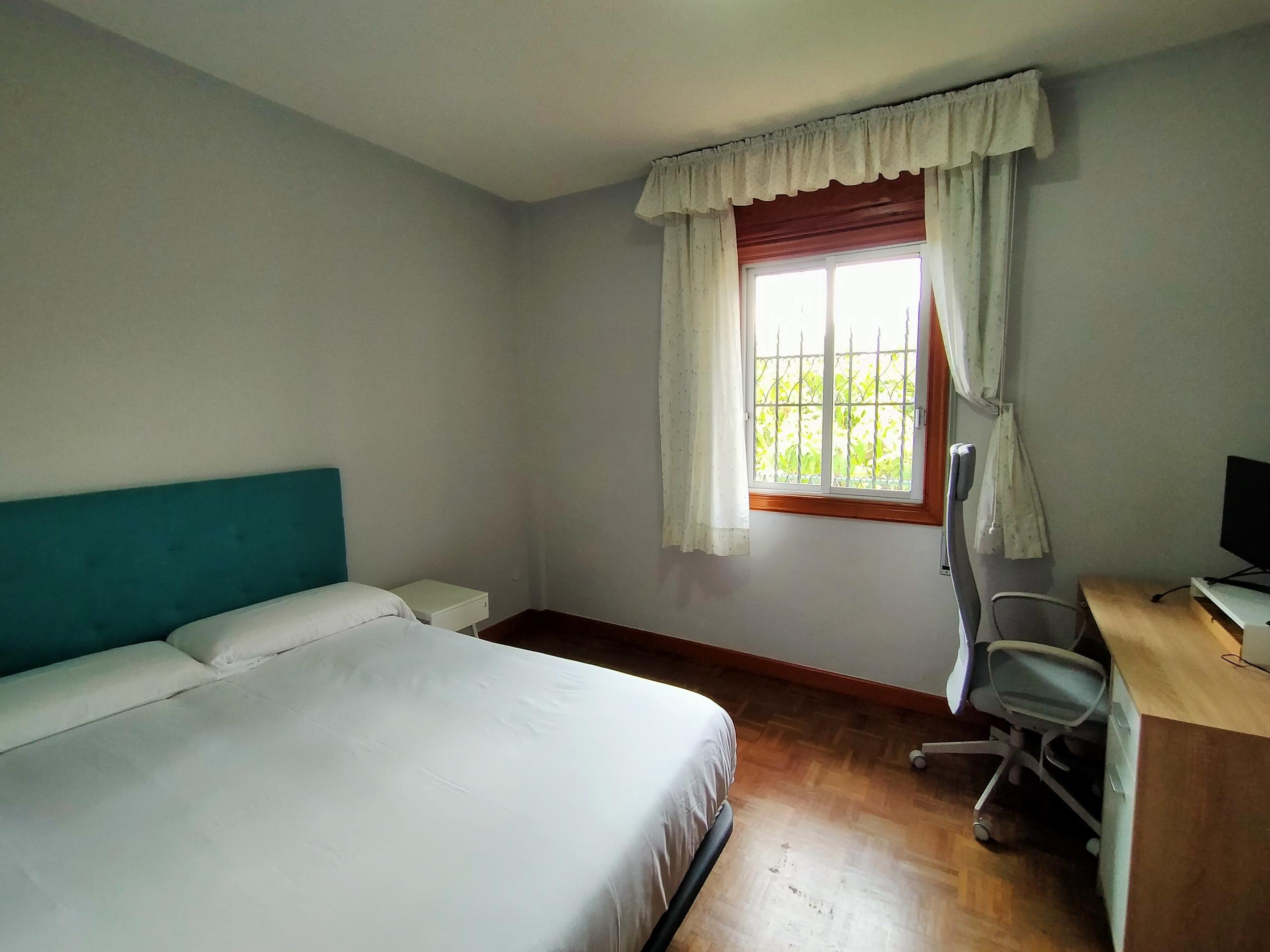 Pineapple Suite - room view 4