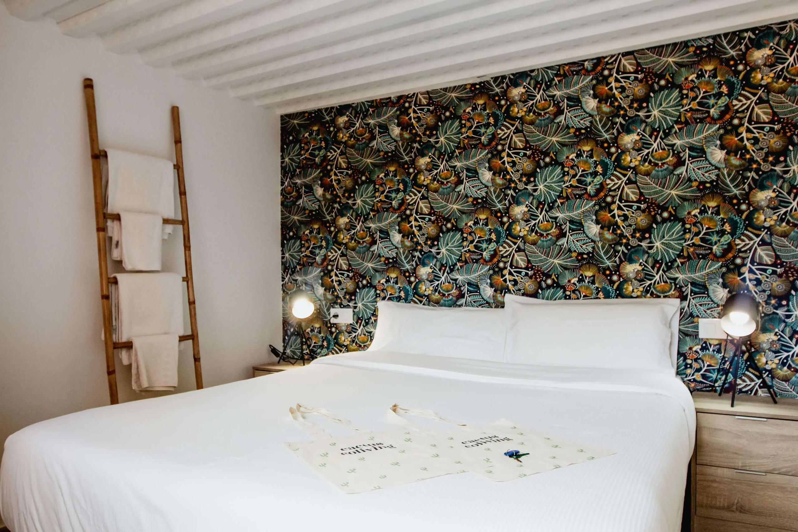 Double Room at Cactus Coliving comfortable and cozy for Digital Nomads who want to work remotely from Cactus Coliving in Tenerife.