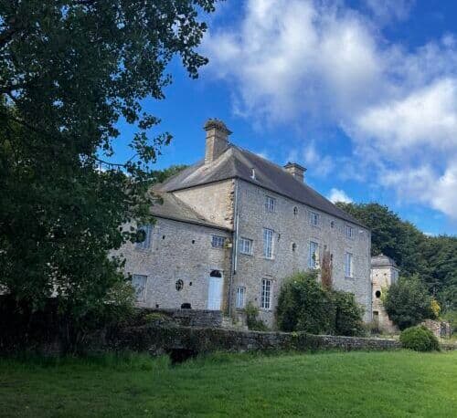 Coworking space at Château Coliving during Focus February