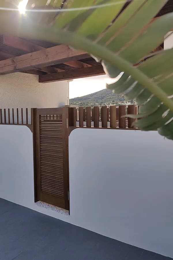 Coliving & Coworking Denia Rooftop private balistyle bathroom