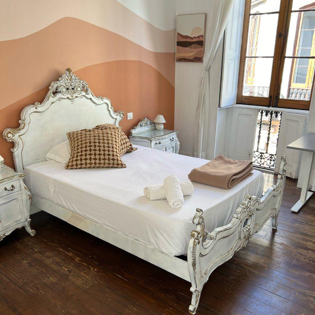 Maspalomas room at Coliving 1907 - 14 sqm single room with shared bathroom, 135cm bed, first floor