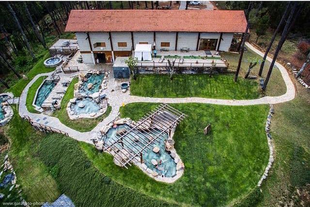 Japanese hot springs nearby the coliving