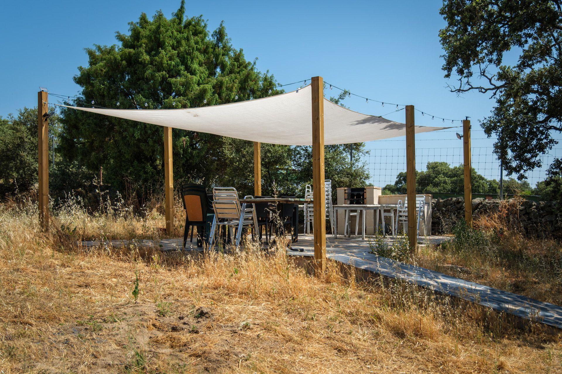 Cabin exterior at Hamlet's Friends