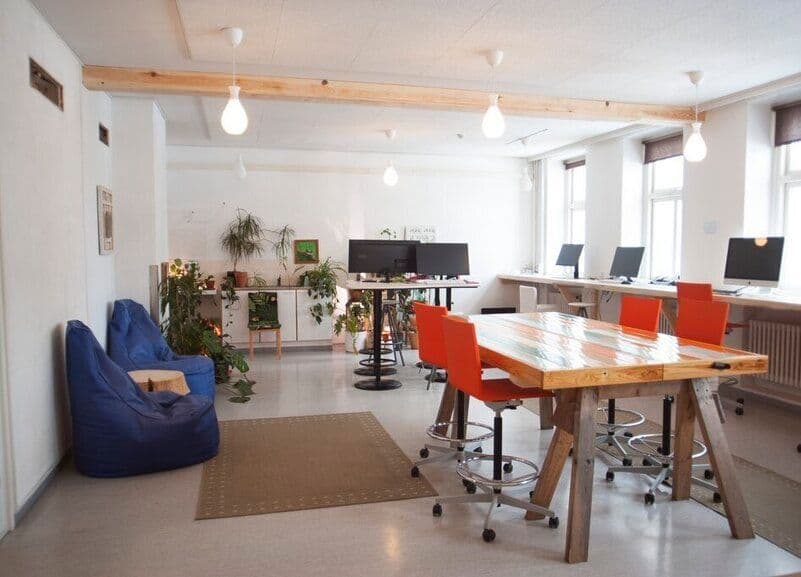 Coworking space at Hub Feenix