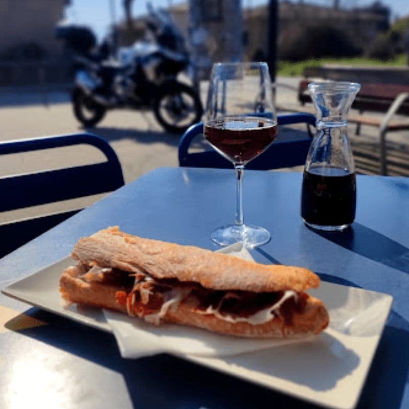 Local cafes and restaurants near Kalart