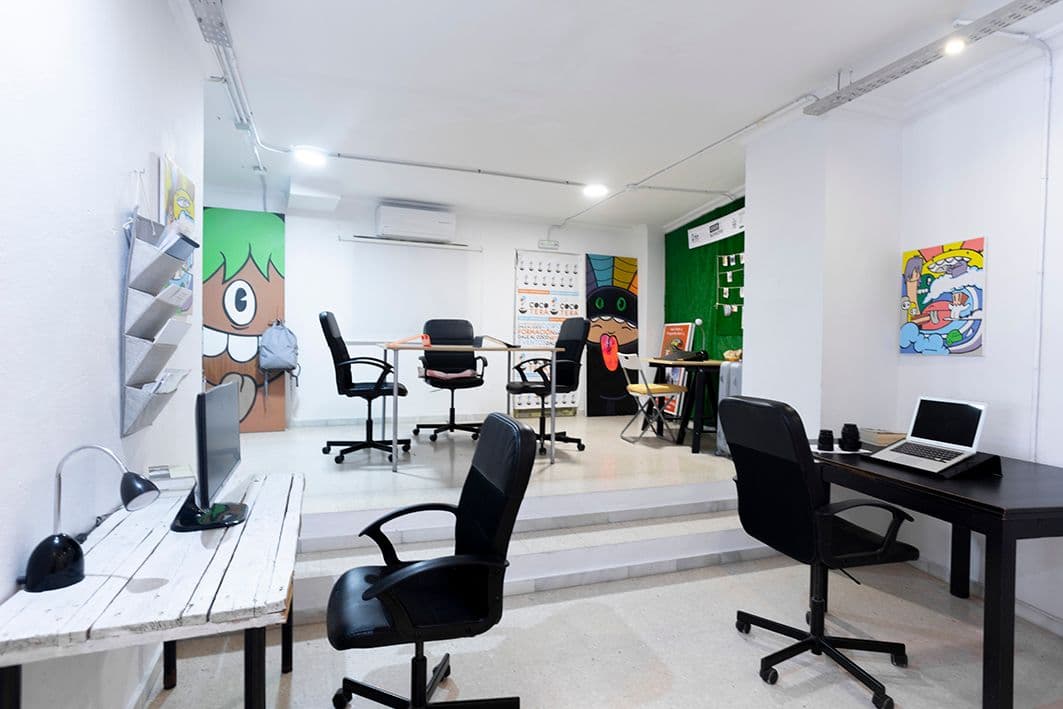 Instalaciones · La Cocotera Hostel & Coworking · Tarifa