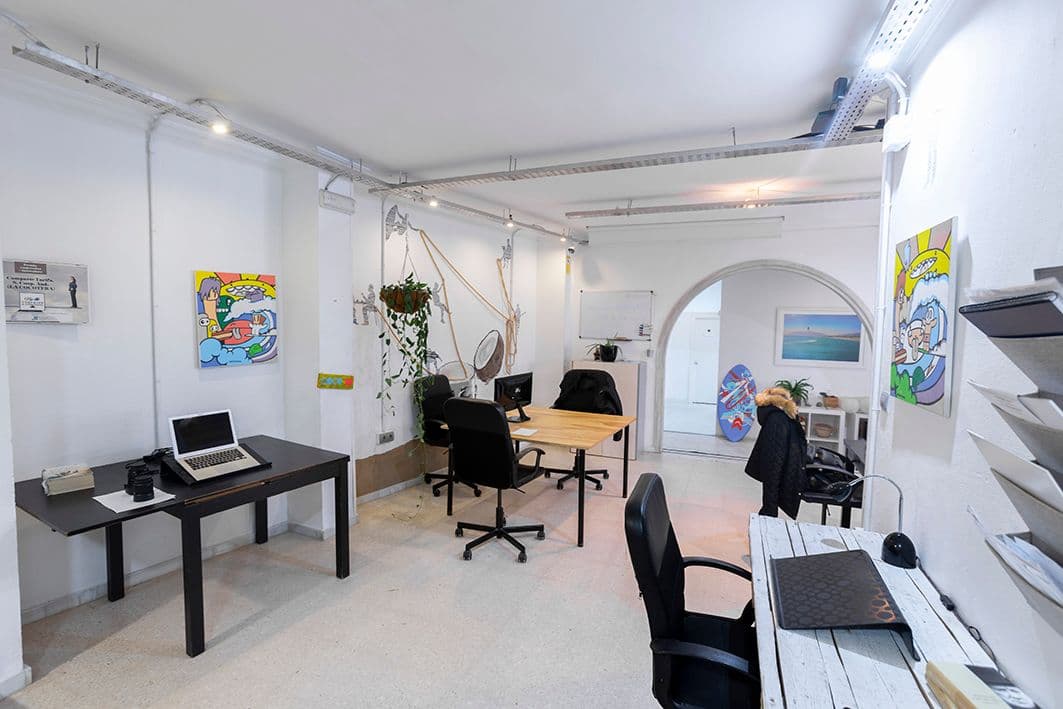 Instalaciones · La Cocotera Hostel & Coworking · Tarifa