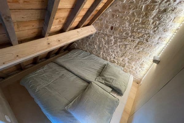 Double cabin interior view