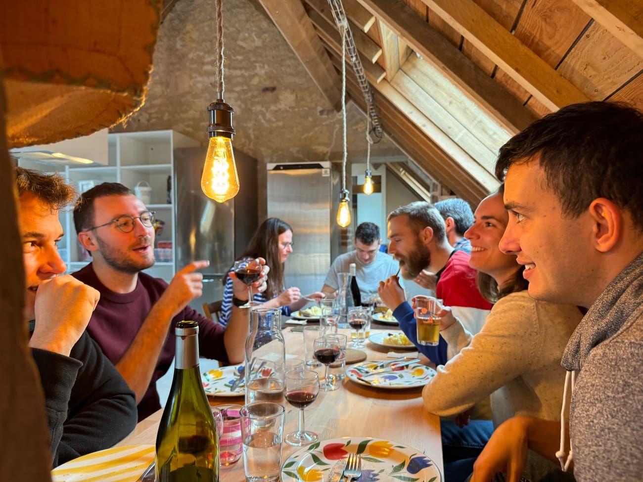 Hero image for the beach coliving page