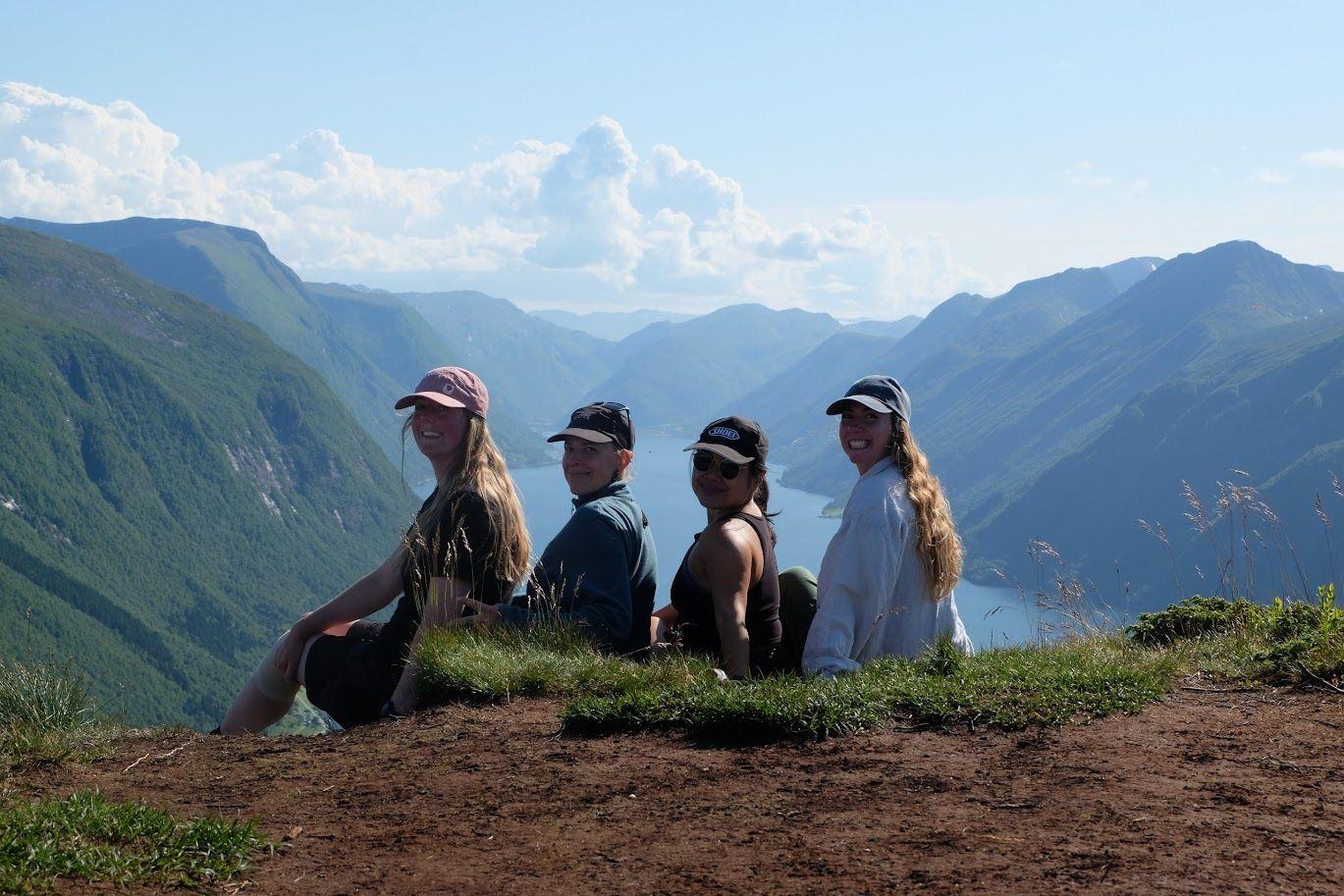Minitrolltunga Galten, a scenic landmark very close to Moritsgarden and Bjørkedal