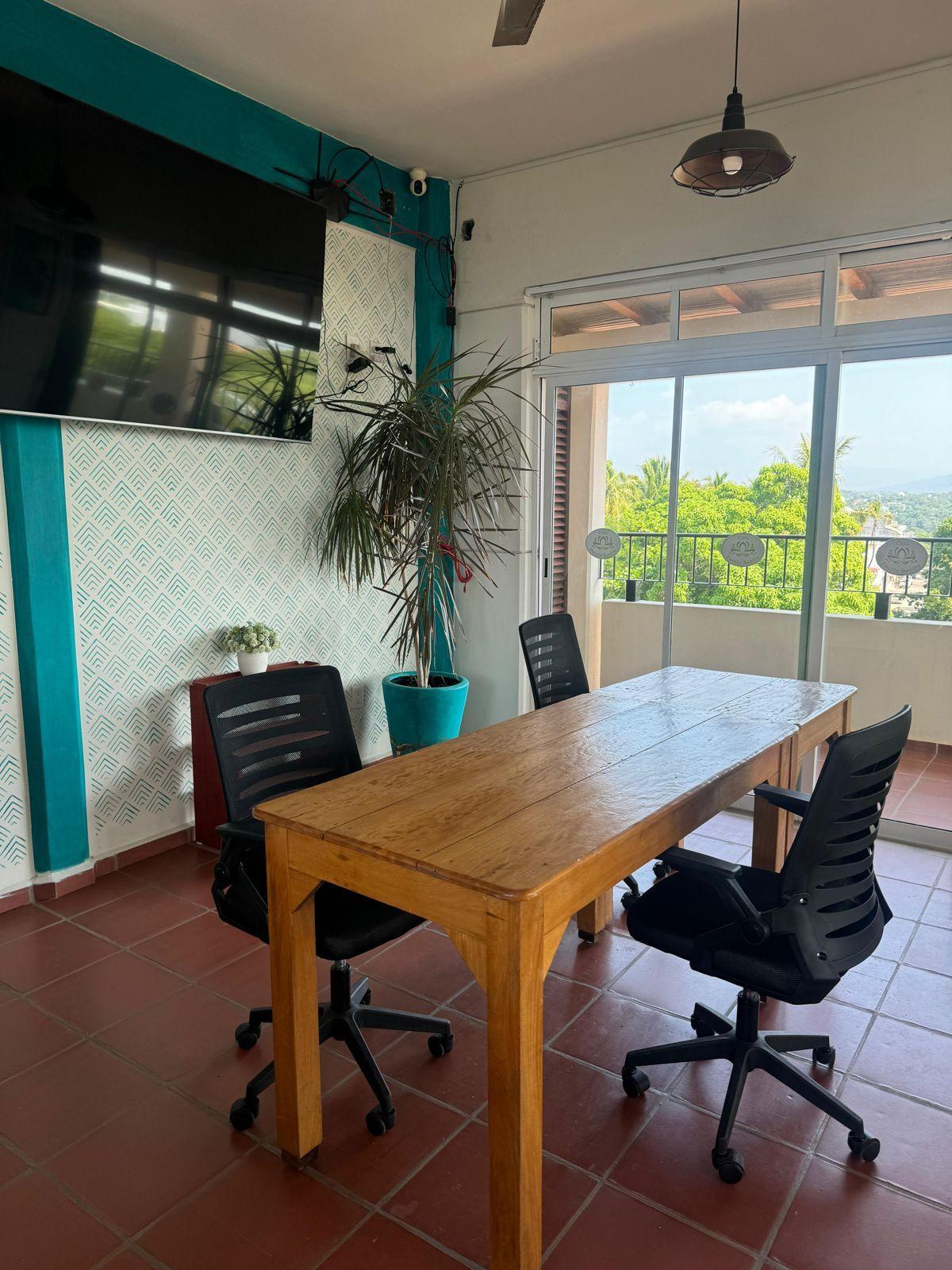 Call room - private meeting room for calls