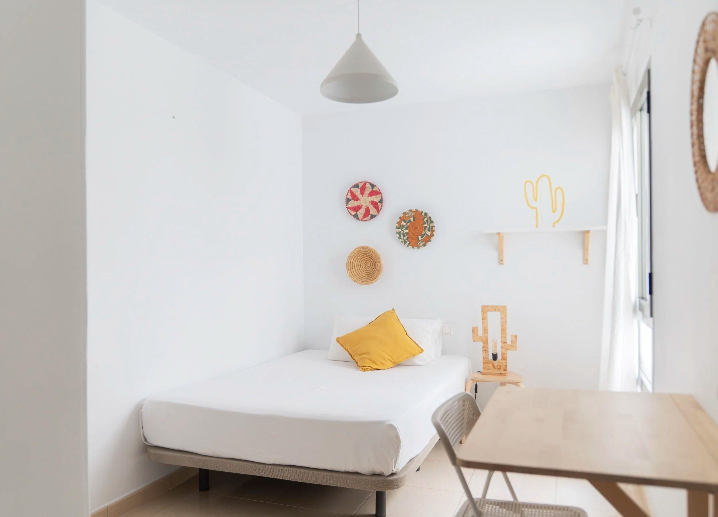 Standard double bed room – 15 m², double bed