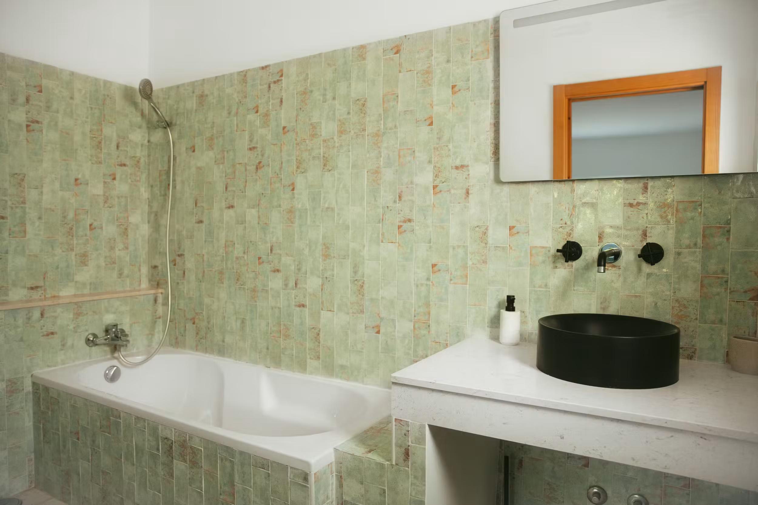 Bathroom – Lyon – POMAR base