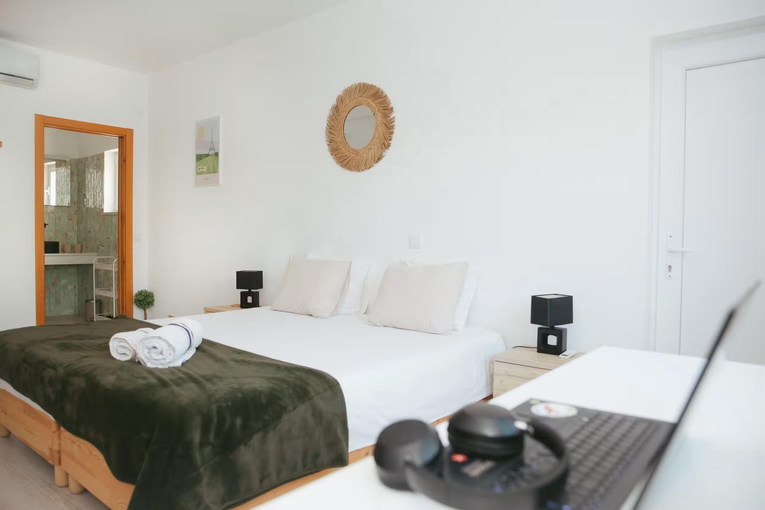 Desk – Lyon – POMAR base