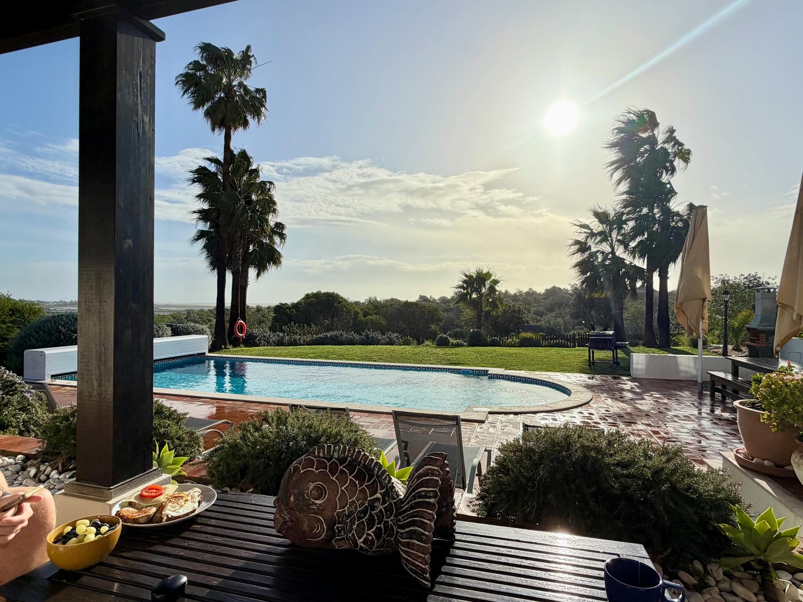 View of the swimming pool from the terrace – POMAR na praia