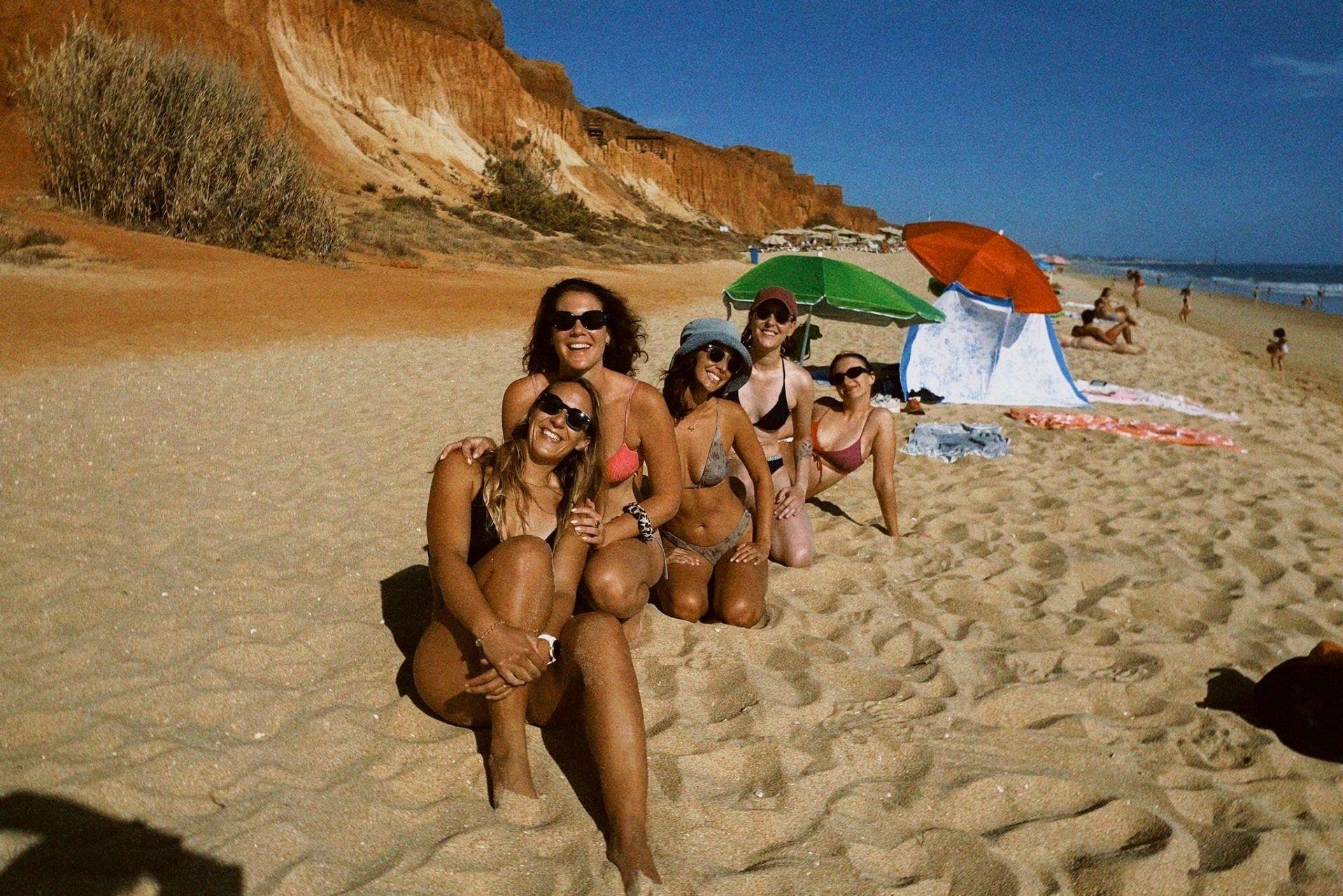 Afternoon at the beach – POMAR na serra – POMAR coliving