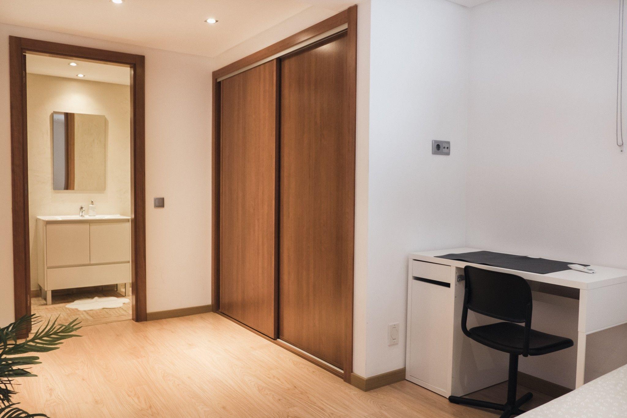 Standard room with private bathroom - bathroom - POMAR coliving