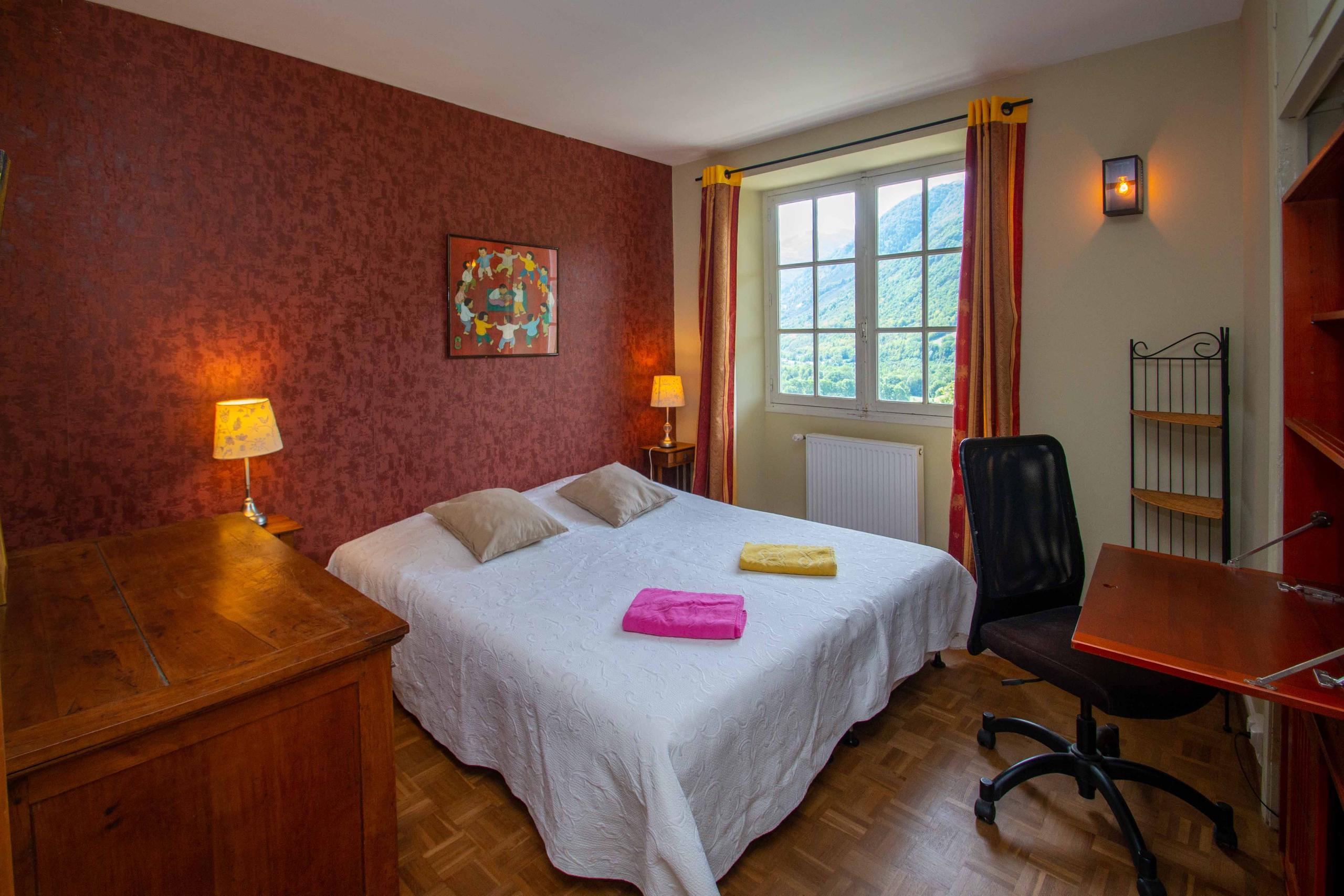 Comfort double room with private bathroom