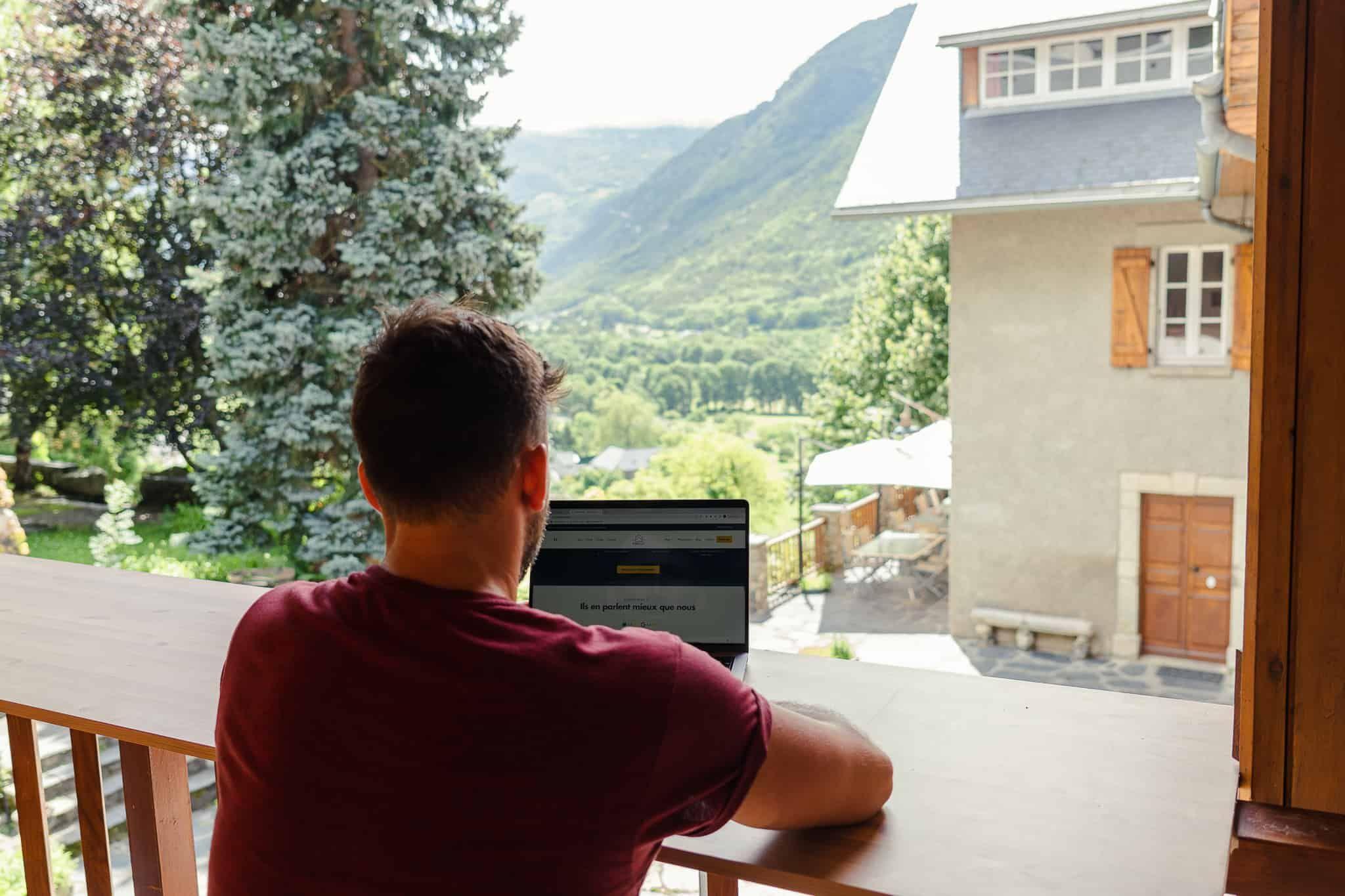 Outdoor Work Terrace