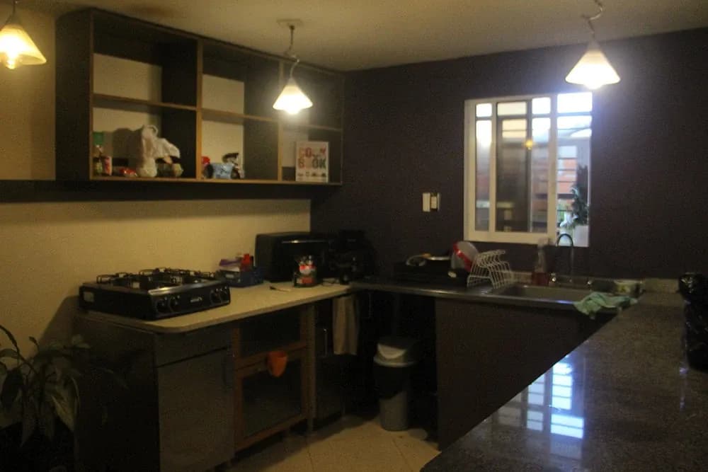 Shared kitchen at the Guatapé coliving location