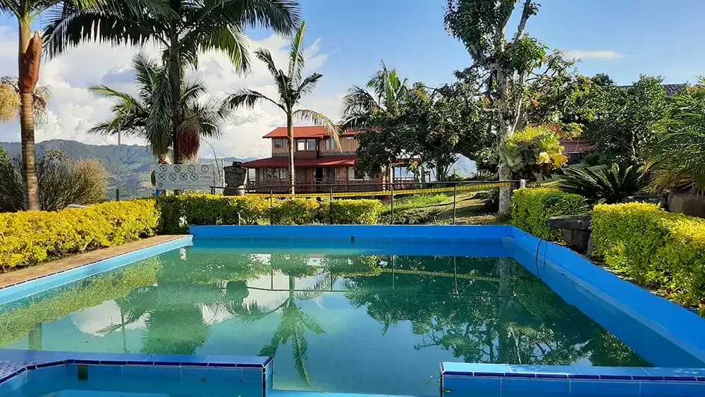 Outdoor swimming pool at the Jericó coliving location