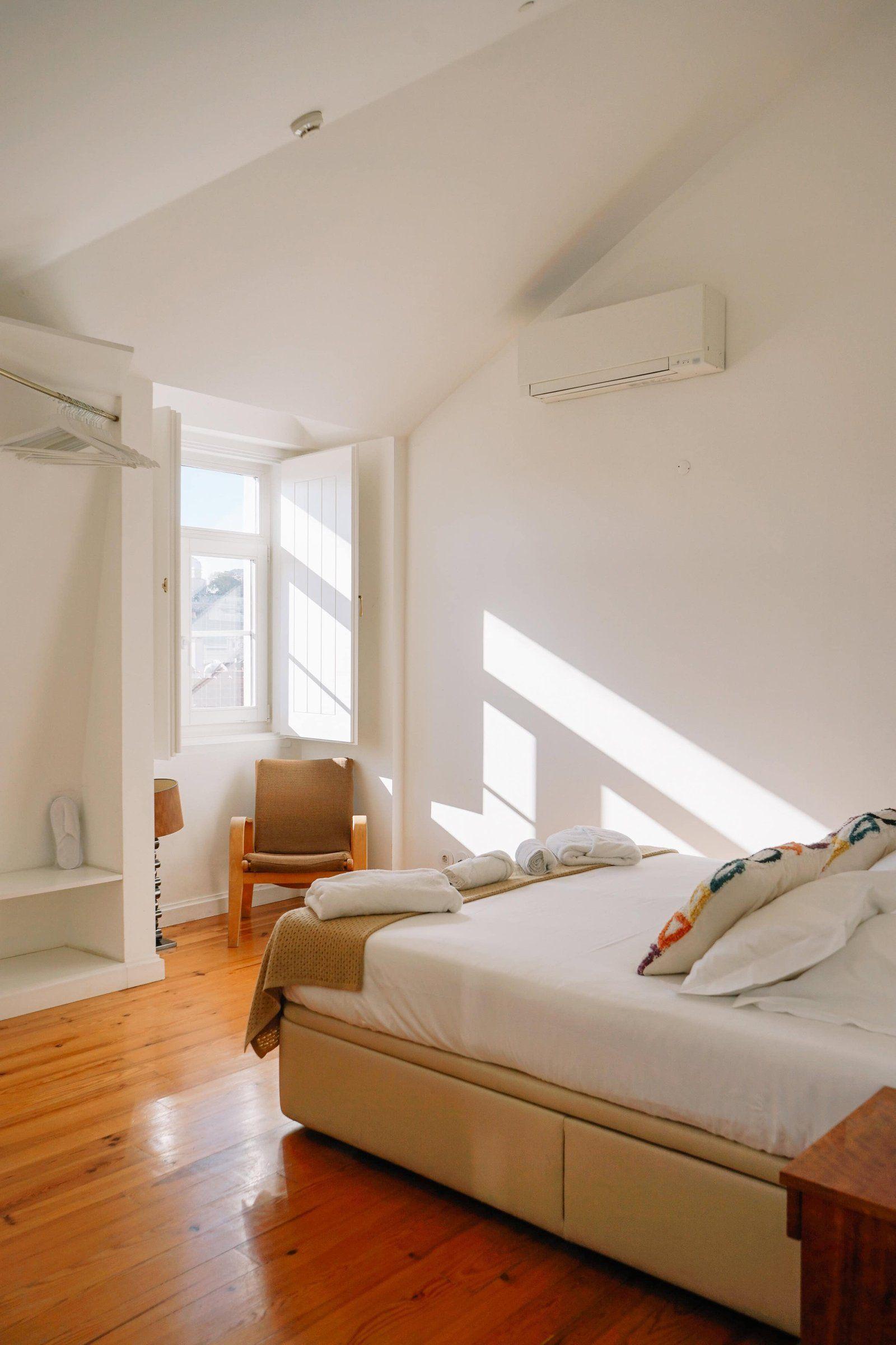 Private studio of 35 sqm with double bed and private kitchen