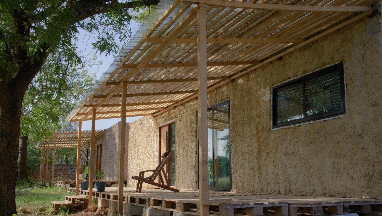 Balcony/veranda of a standard room at Skippers Coliving