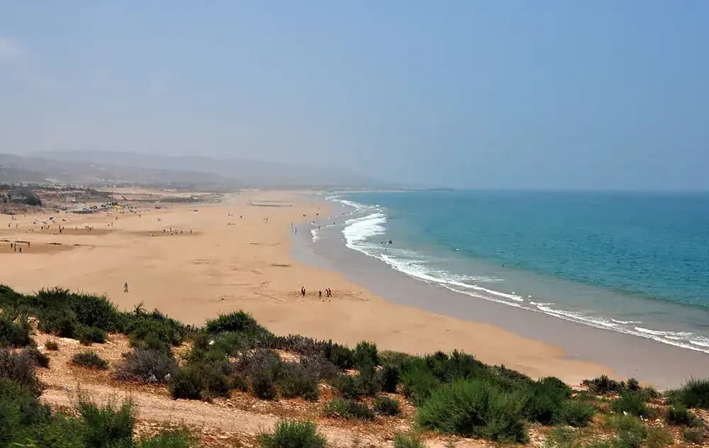 Crocs (Crocodile Beach) — sandy beach break perfect for learners near Taghazout