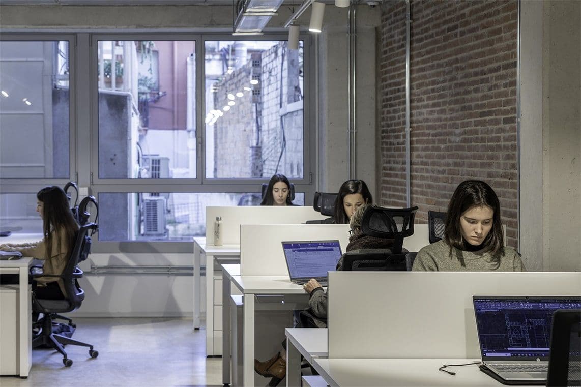 FIX dedicated fixed-desk coworking area